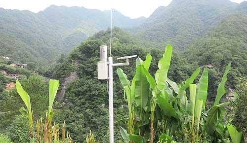 愛陸通GPRS數(shù)傳終端基于自動(dòng)雨量站監(jiān)測網(wǎng)絡(luò)···